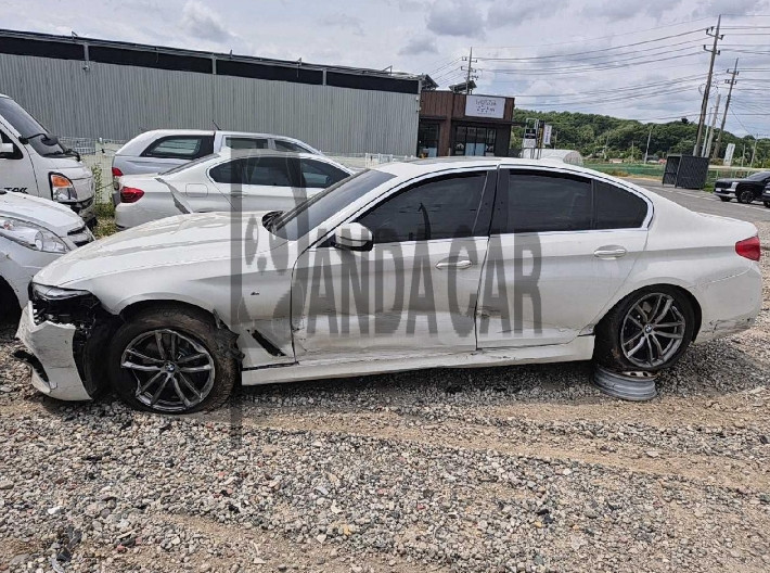 2018 BMW 530i xDrive, photograph 3