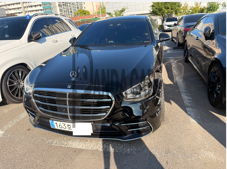 2023 Mercedes-Benz S500 4MATIC, photograph 1