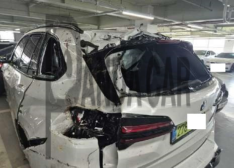 2024 BMW X5 M Competition, photograph 2
