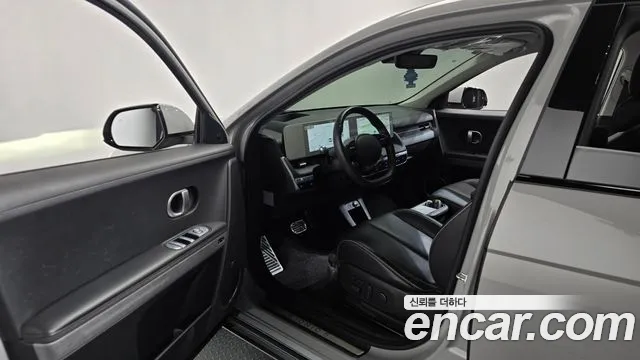 2022 Hyundai Ioniq5 Long Range AWD, photograph 1