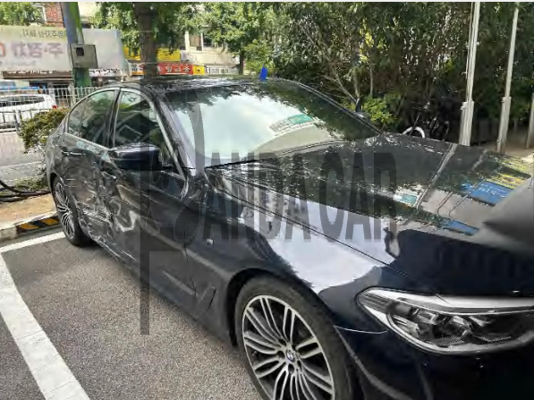 2020 BMW 520d M Sport Package, photograph 2