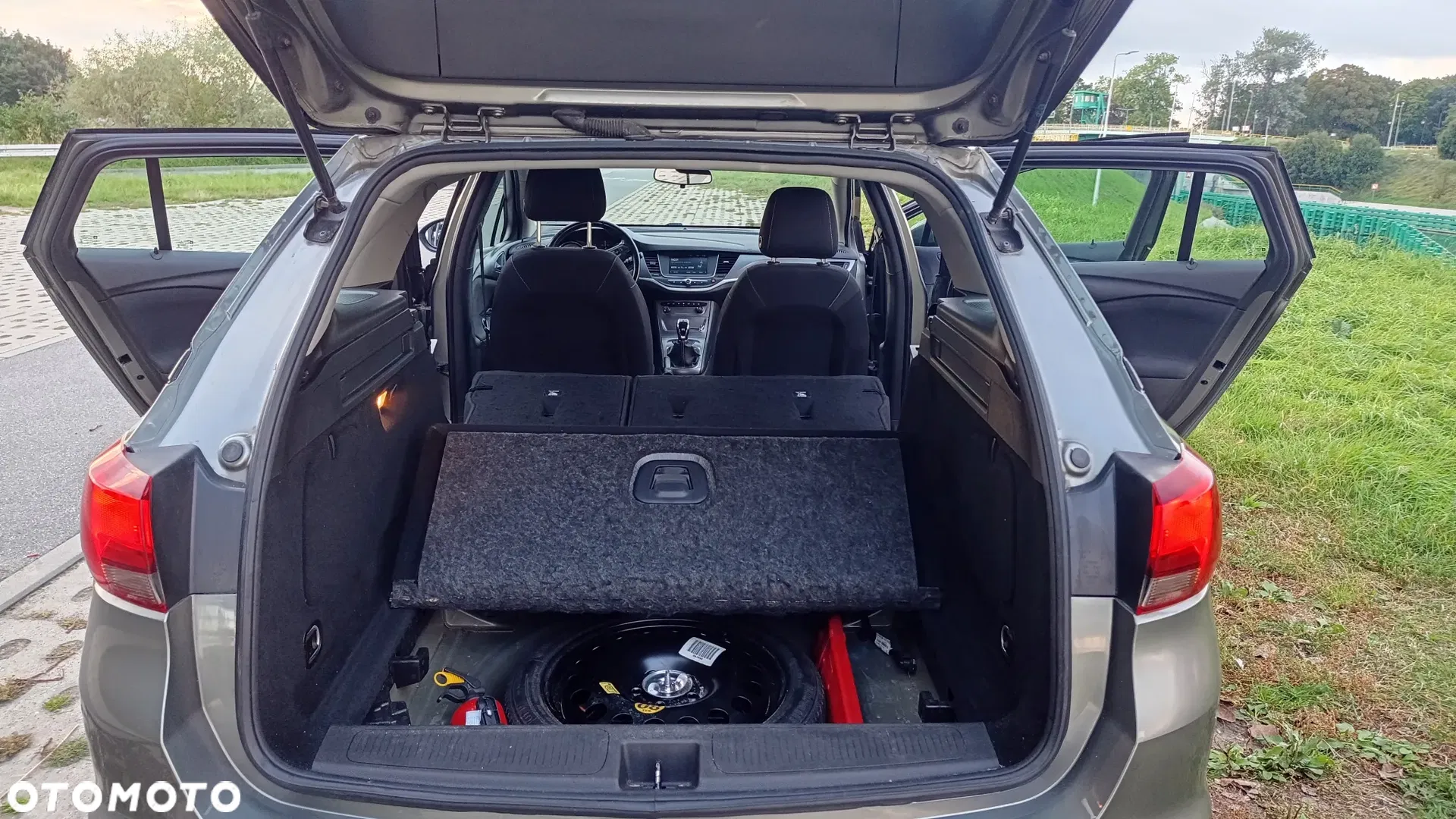 2018 Opel Astra 1.6 CDTI Enjoy, photograph 7