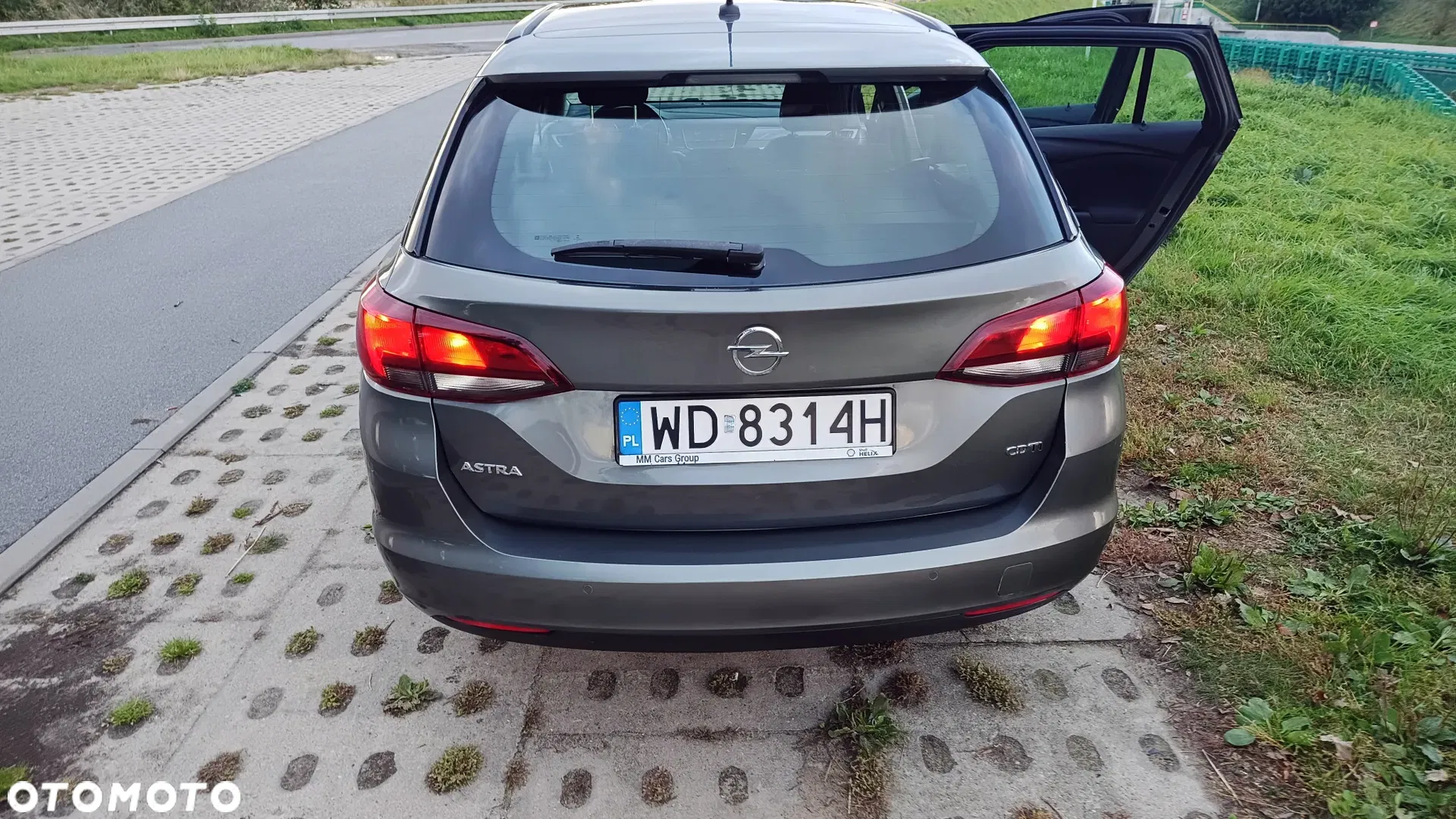 2018 Opel Astra 1.6 CDTI Enjoy, photograph 4