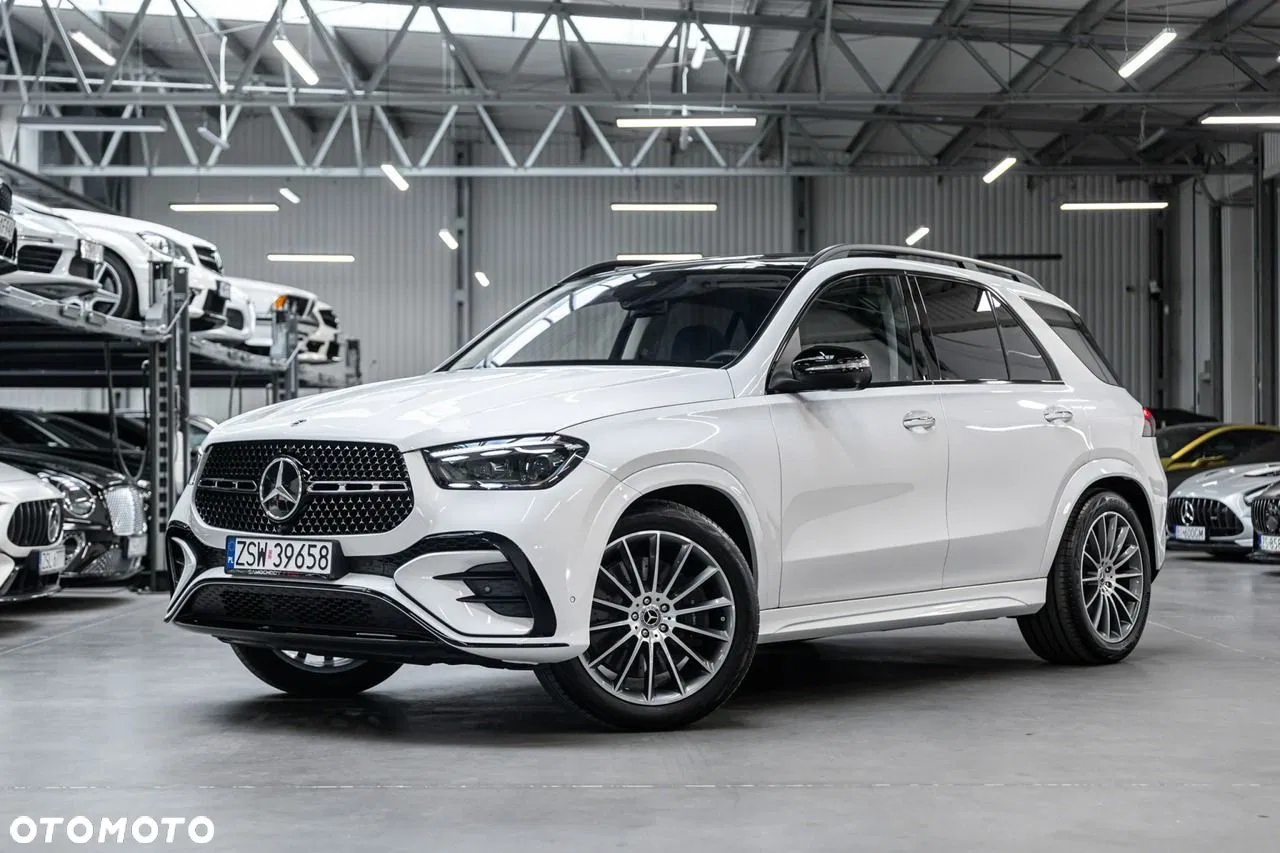 2025 Mercedes-Benz GLE 450 d 4Matic 9G-TRONIC AMG Line Advanced Plus, photograph 1