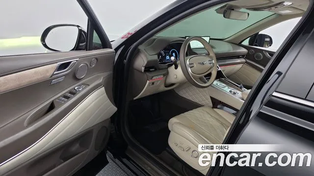 Genesis GV80 2.5T Gasoline AWD — photo 1 of 38