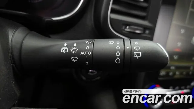 2021 Renault-KoreaSamsung QM6 2.0 GDe LE 2WD, photograph 6