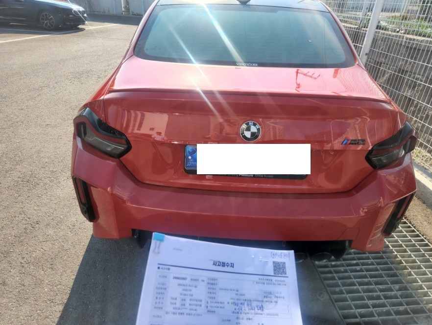 2024 BMW M2, photograph 2