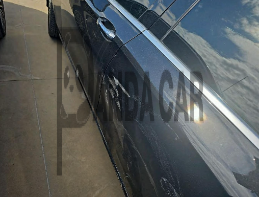 2020 Mercedes-Benz E450 4MATIC, photograph 3