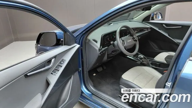 2023 Kia Niro Prestige, photograph 12