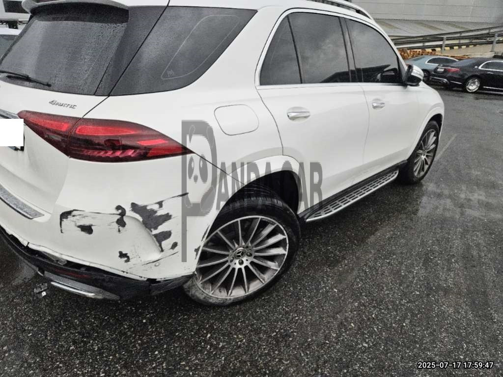 2024 Mercedes-Benz GLE 450 4MATIC, photograph 5