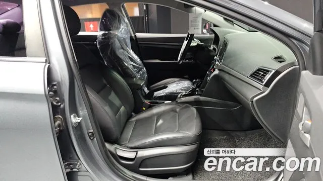 2015 Hyundai AVANTE 1.6 e-VGT SMART, photograph 6