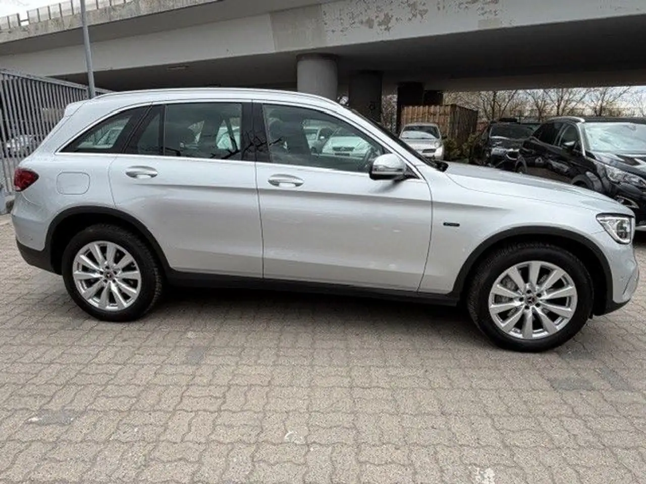 2020 Mercedes-Benz GLC 300 GLC300 e 4M PlugIn/9G-Tr/PanoD/Leder/R.Kamera, photograph 12