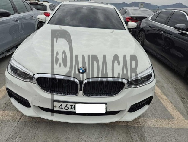 2018 BMW 530i xDrive, photograph 1