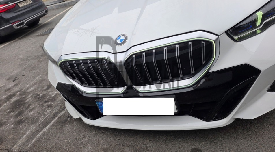 2024 BMW 520i, photograph 1