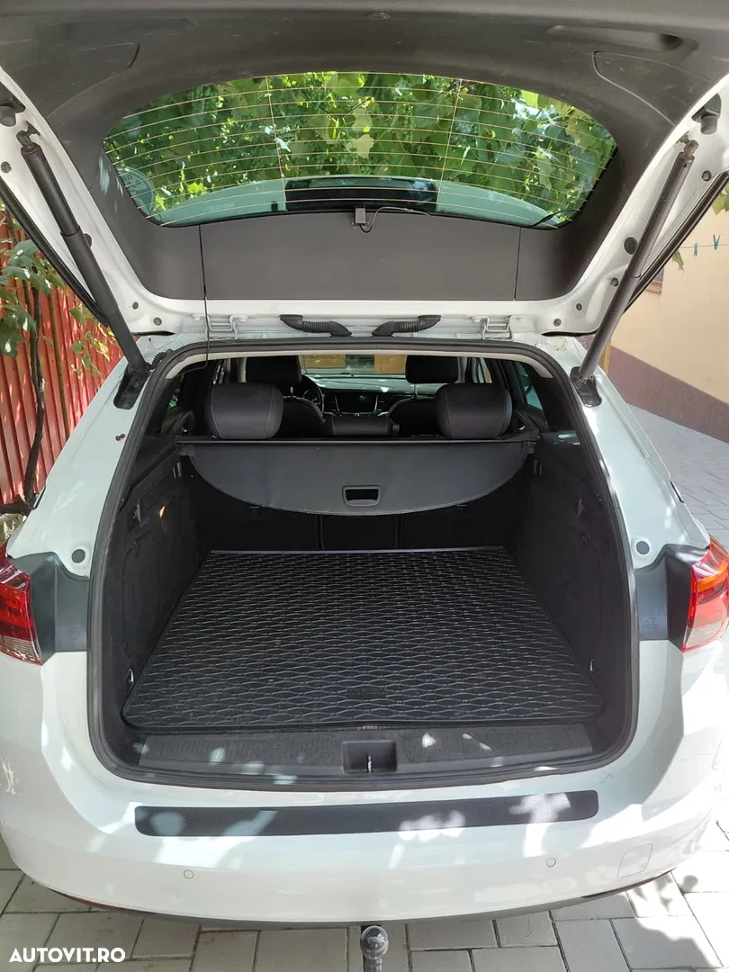2022 Opel Astra 1.5 Start/Stop Aut. Elegance, photograph 5