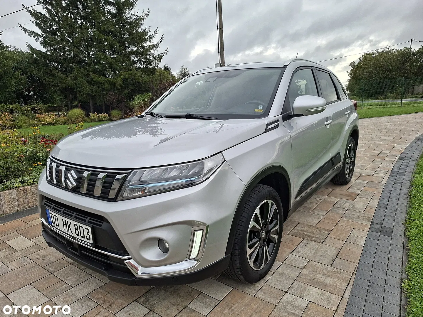 2020 Suzuki Vitara, photograph 2
