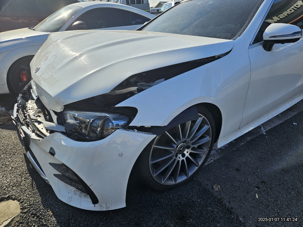 2023 Mercedes-Benz E450 4MATIC Cabriolet, photograph 4