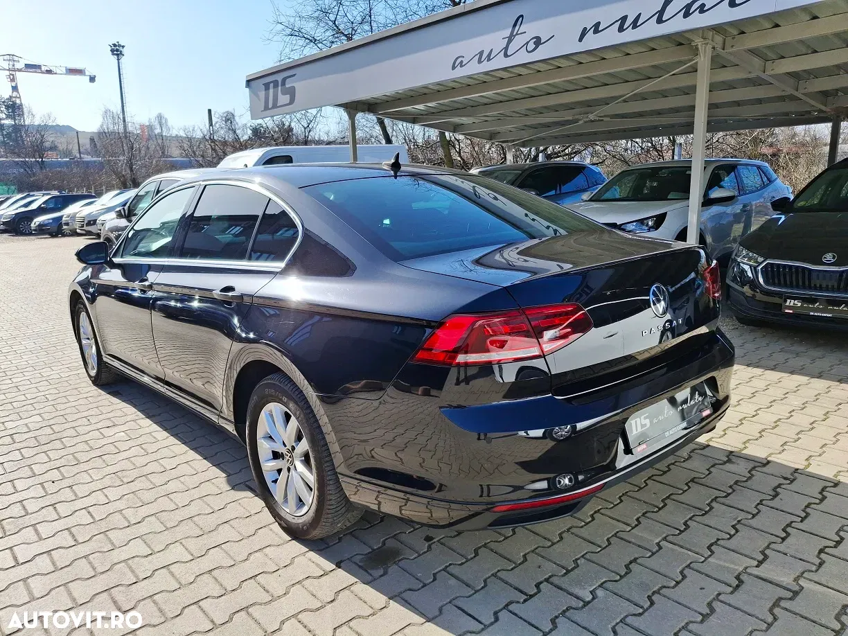 2021 Volkswagen Passat 2.0 TDI DSG Comfortline, photograph 4