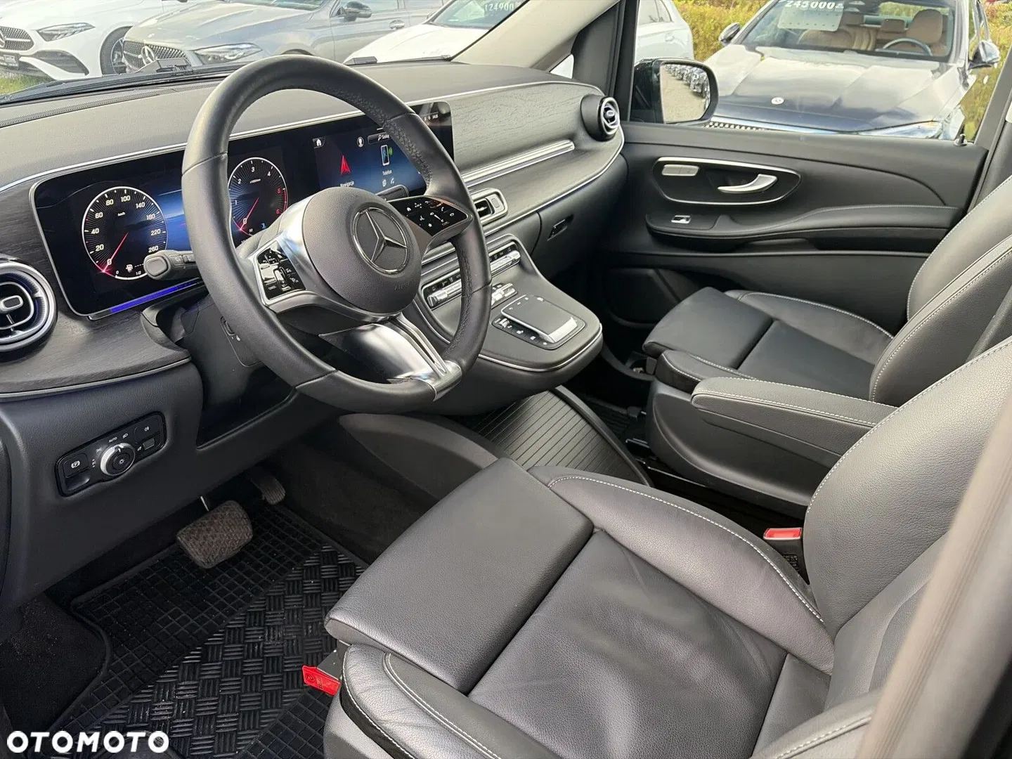 2025 Mercedes-Benz Klasa V, photograph 9