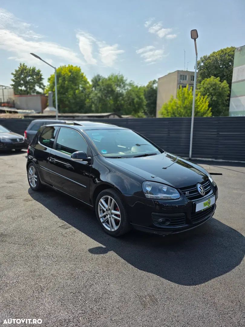 2008 Volkswagen Golf, photograph 2