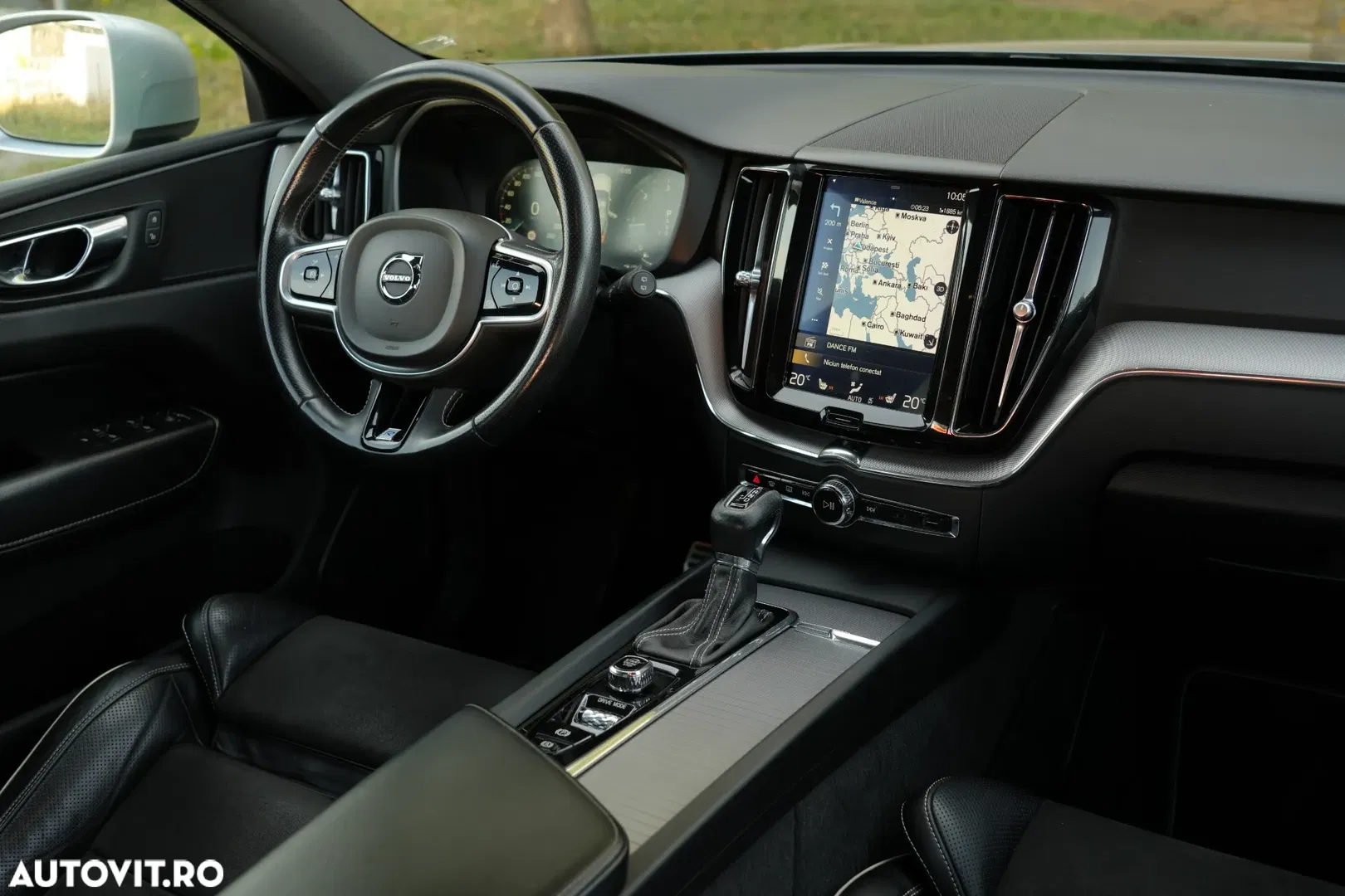 2018 Volvo XC 60 D4 AWD Geartronic RDesign, photograph 10