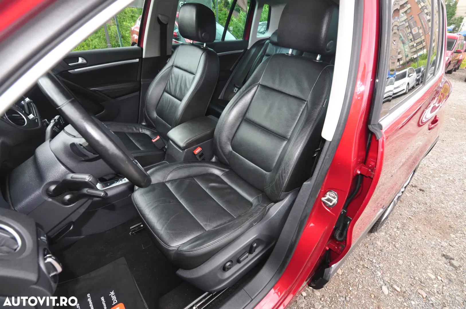 2015 Volkswagen Tiguan 2.0 TDI 4Motion DSG BMT Sport & Style, photograph 7
