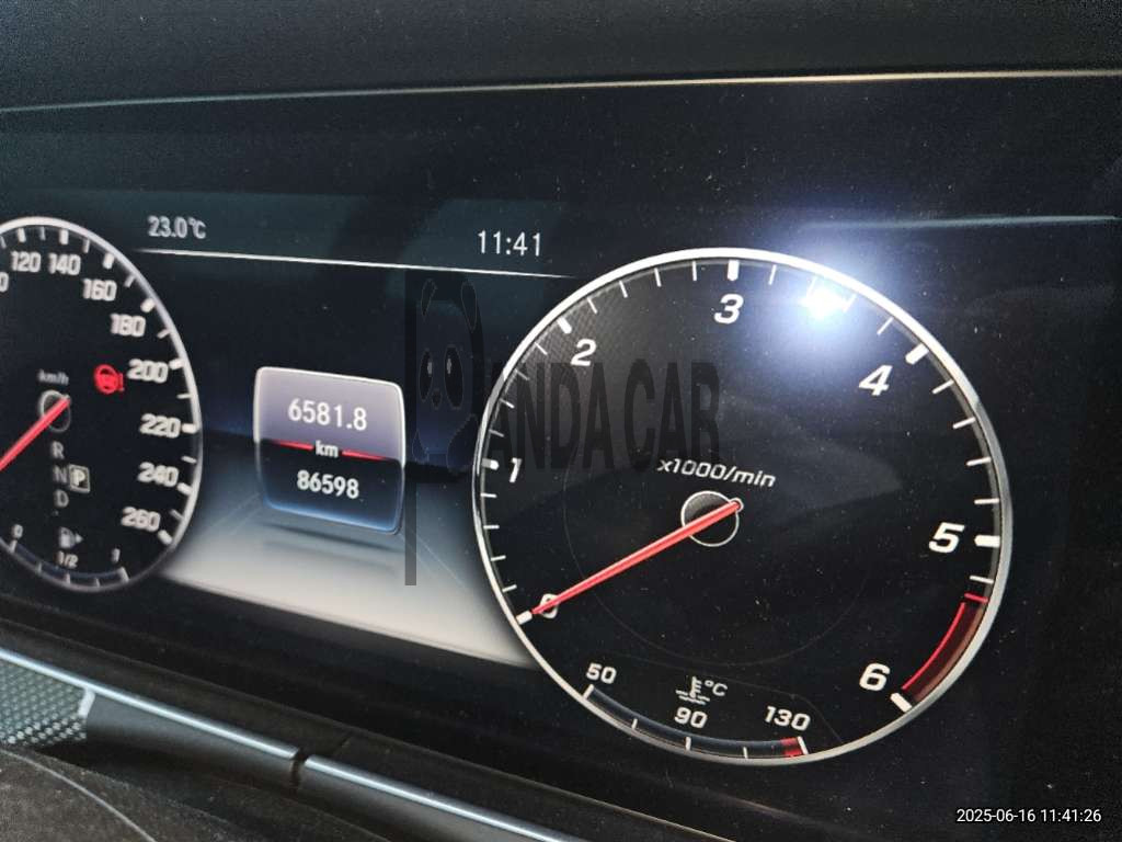 2019 Mercedes-Benz CLS 300 d, photograph 3