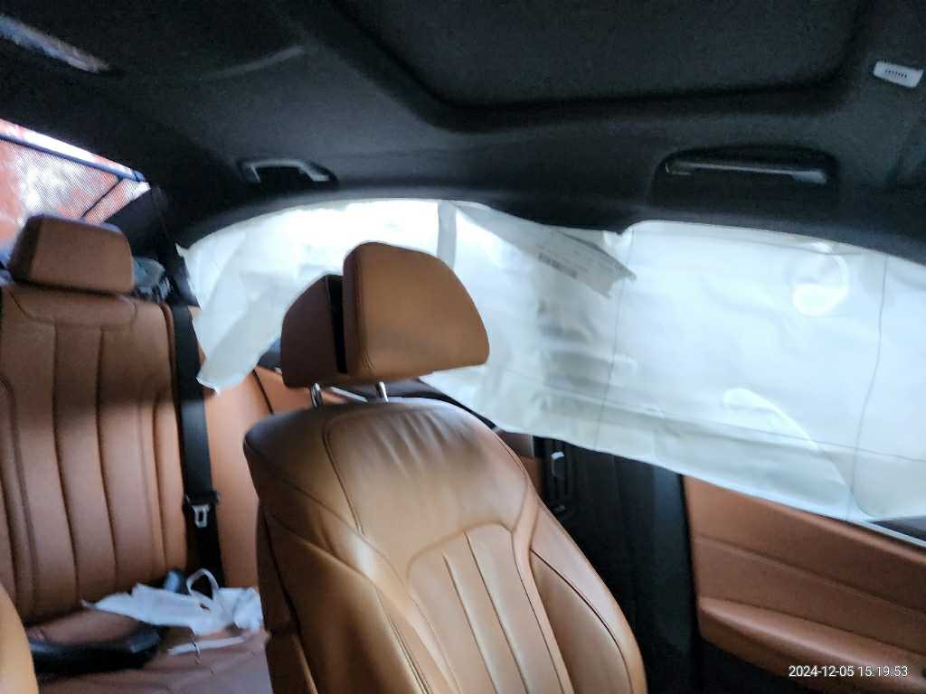 2017 BMW 520d xDrive, photograph 2