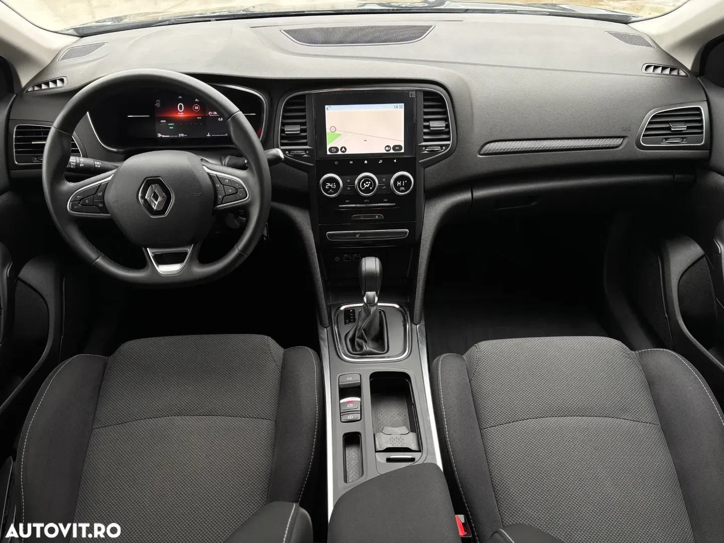 2024 Renault Megane TCe 140 GPF EDC BUSINESS EDITION, photograph 4