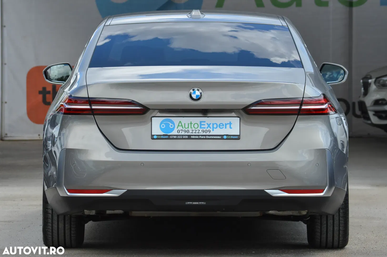 2024 BMW Seria 5 520i AT MHEV, photograph 9