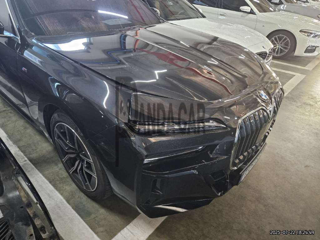 2025 BMW 740d xDrive, photograph 5