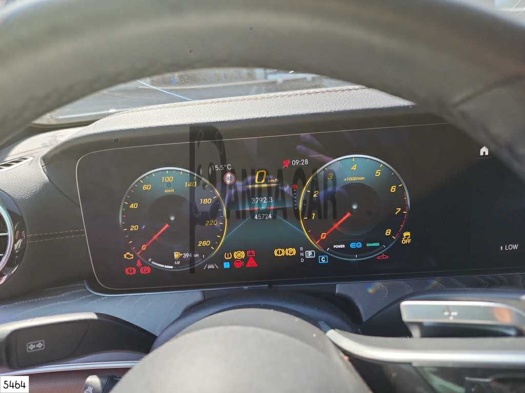 2023 Mercedes-Benz E350 4MATIC, photograph 3