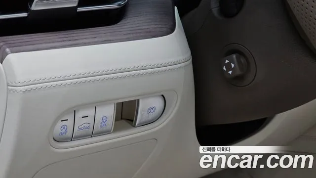 2023 Genesis G90 Gasoline 3.5 Turbo e-S/C AWD, photograph 1