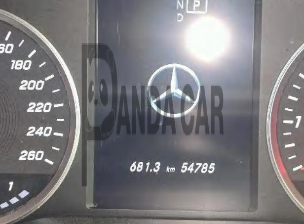2020 Mercedes-Benz C200, photograph 2