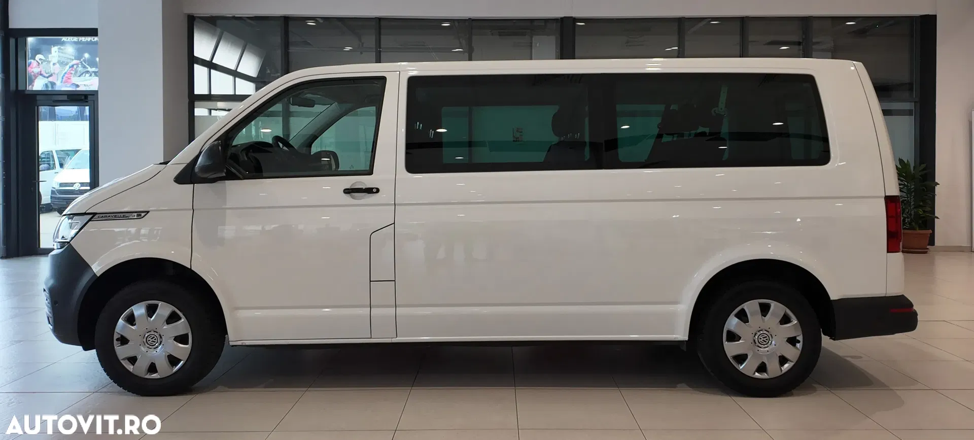 2022 Volkswagen Caravelle 2.0 TDI 81 kW LR Comfortline, photograph 7