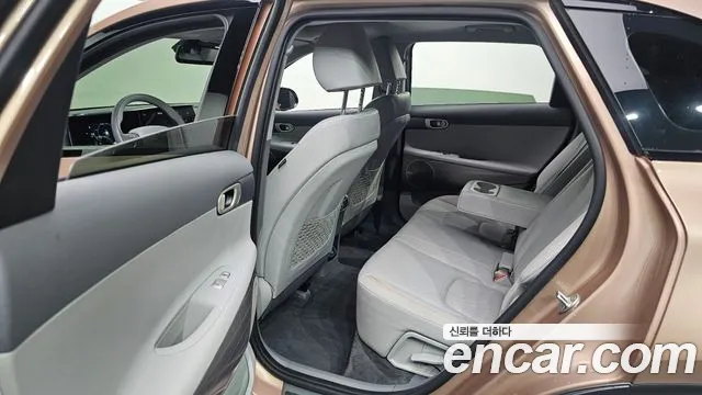 2018 Hyundai Nexo Premium, photograph 3
