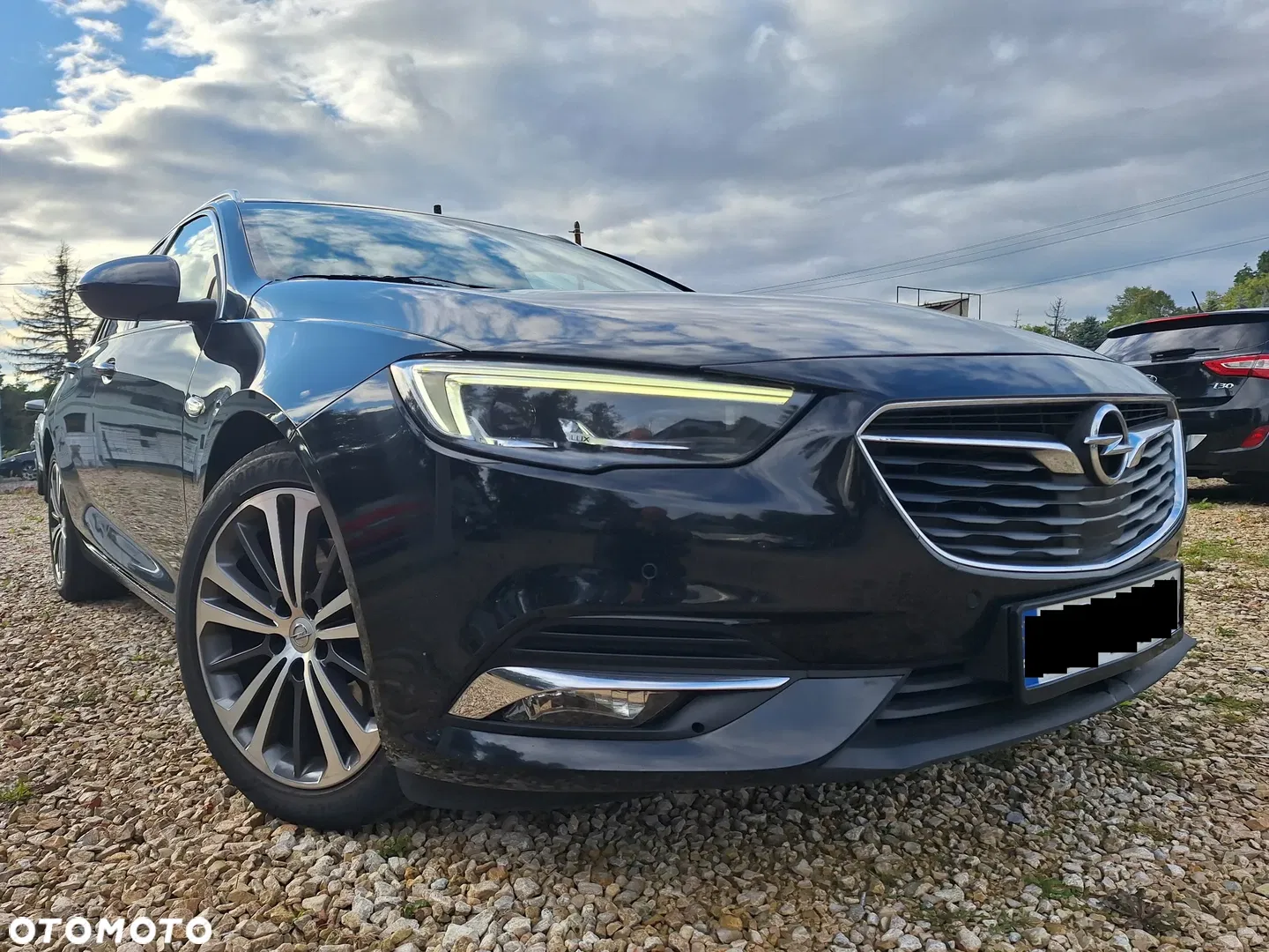 2017 Opel Insignia 2.0 CDTI Exclusive S&S, photograph 2