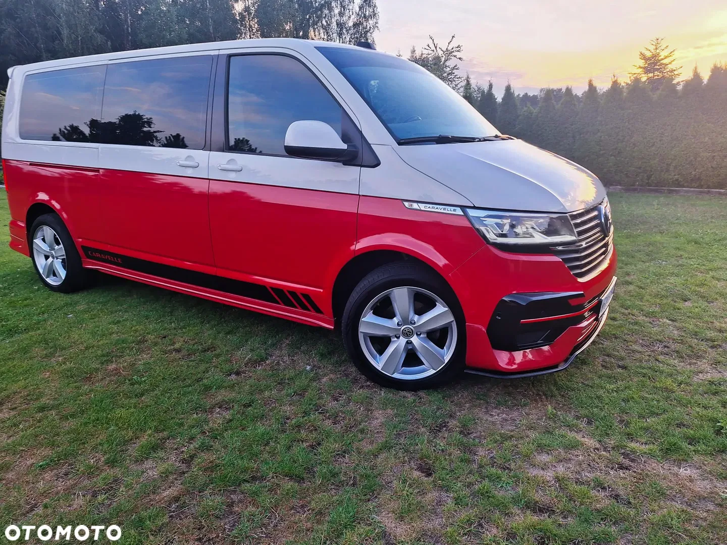 2020 Volkswagen Caravelle 2.0 TDI L2 Highline DSG, photograph 3