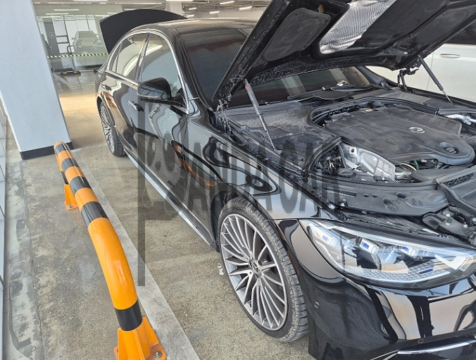 2025 Mercedes-Benz S 500 4MATIC, photograph 5