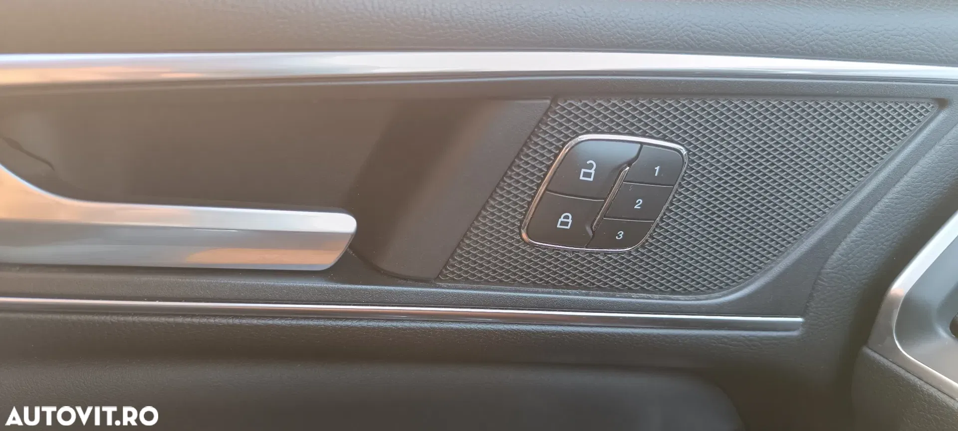 2016 Ford S-Max 2.0 TDCi Powershift AWD ST-Line, photograph 12