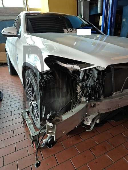2019 Mercedes-Benz GLC300 4Matic Coupe, photograph 5