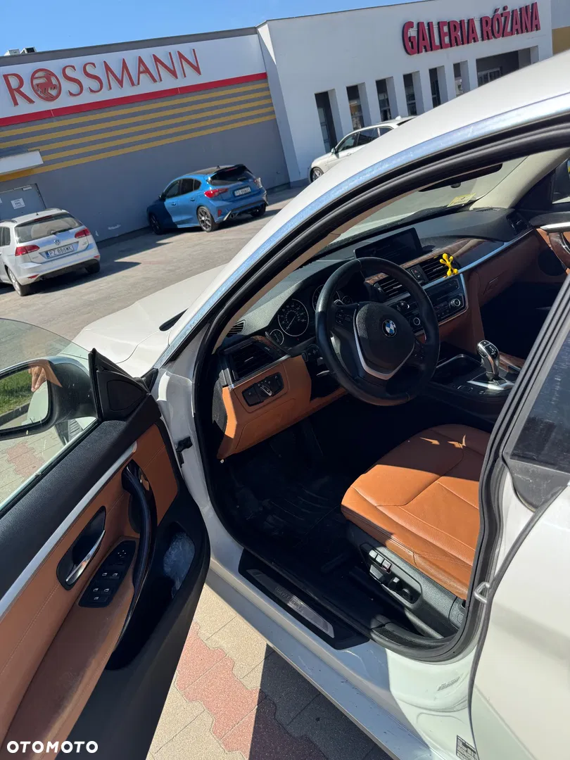 2015 BMW Seria 4 428i Sport-Aut Luxury Line, photograph 12
