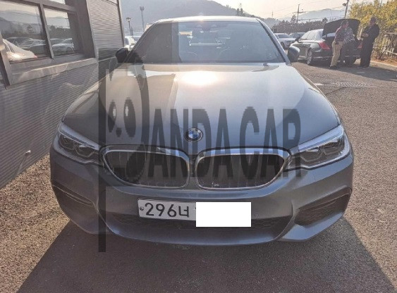 2020 BMW 530i xDrive M Sport Package, photograph 1