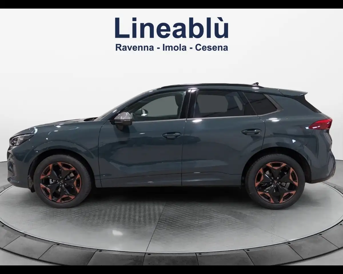 2026 CUPRA Terramar 1.5 Hybrid, photograph 2