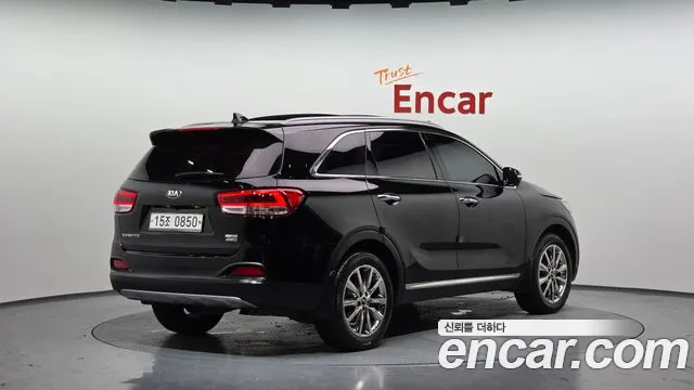 2016 Kia Sorento Diesel 2.2 4WD, photograph 2