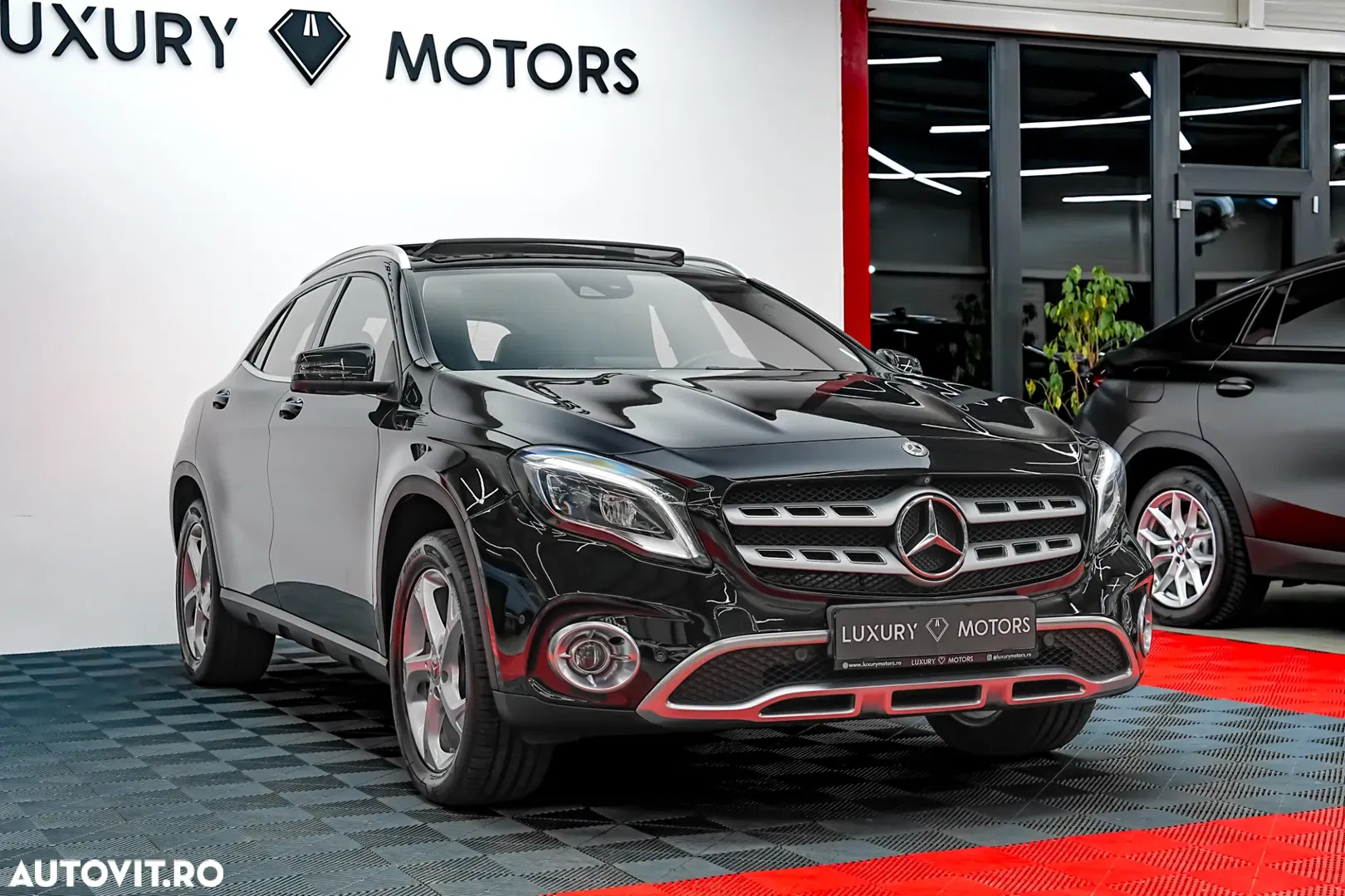 2017 Mercedes-Benz GLA 220 d 4MATIC 7G-DCT, photograph 5