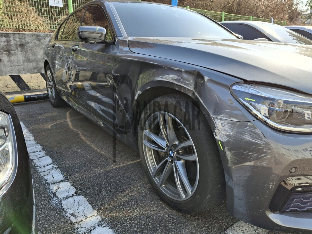 2018 BMW 740d xDrive, photograph 3