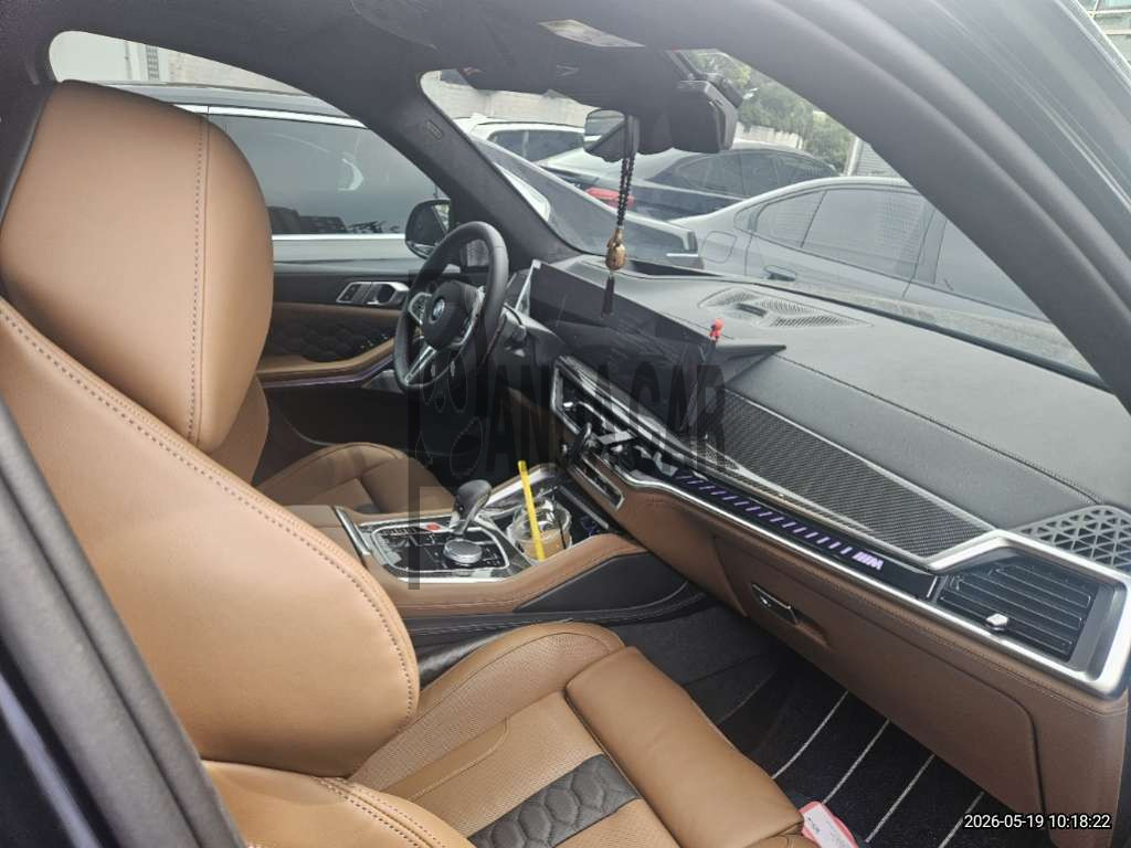 2026 BMW X5 M Competition, photograph 2