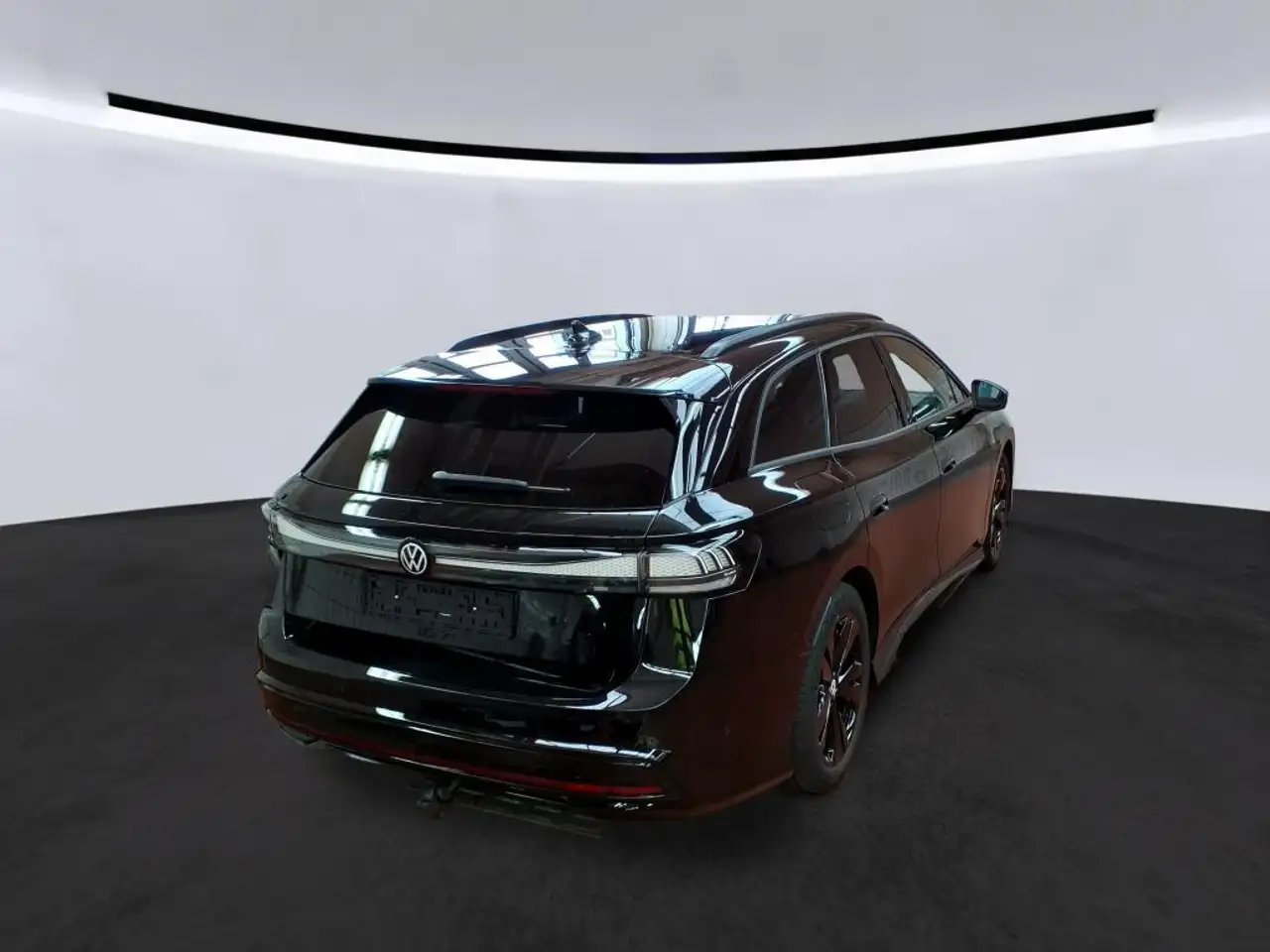 2026 Volkswagen ID.7 Tourer Pro S ACC AHK DCC WÄRMEPUMPE 360 H&K, photograph 6