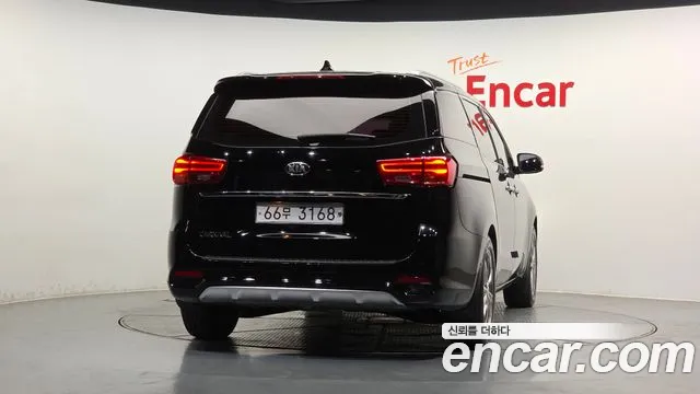 2018 Kia Canival 9-Seater Noblesse, photograph 12